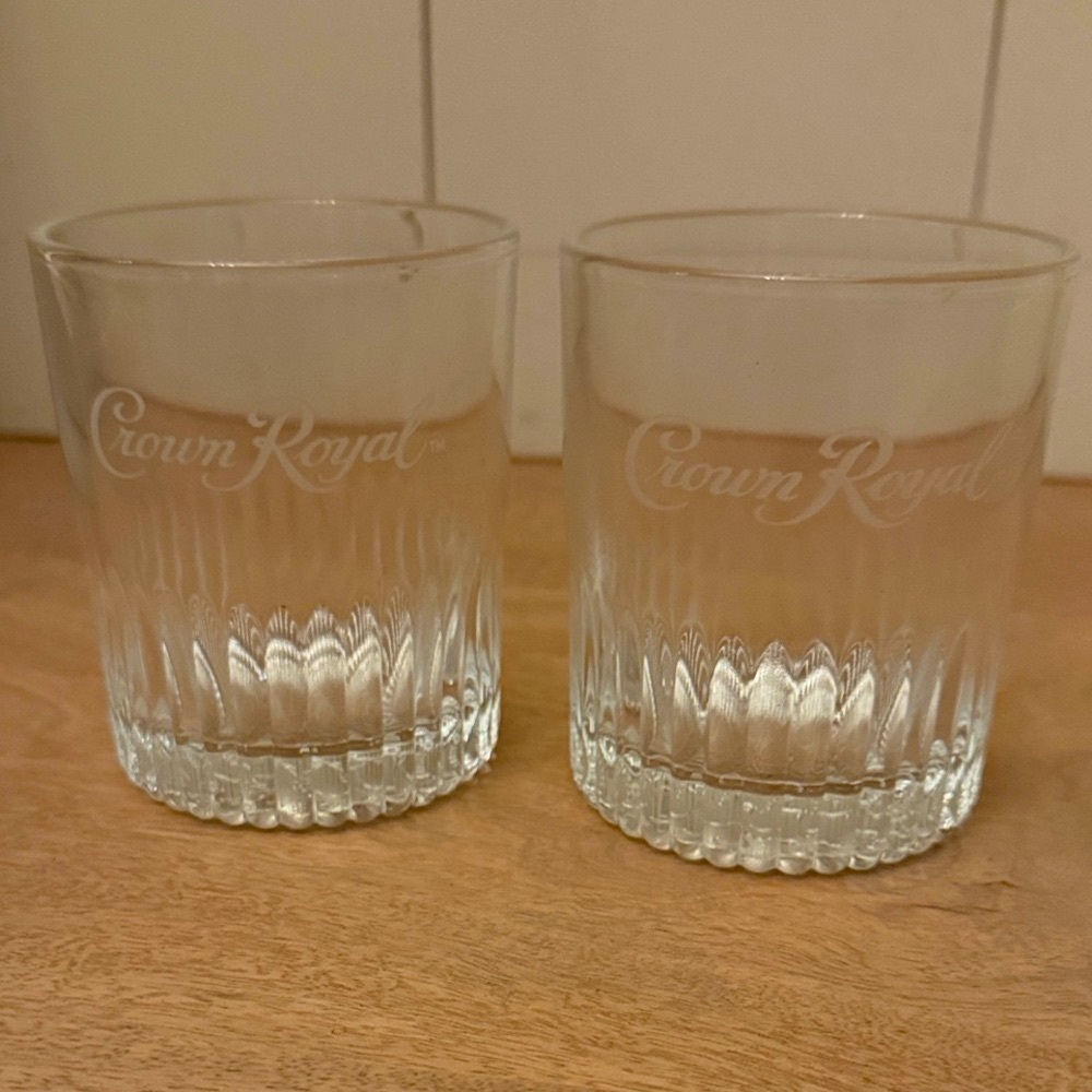 NWOT Pair of Crown Royal Glass Tumblers